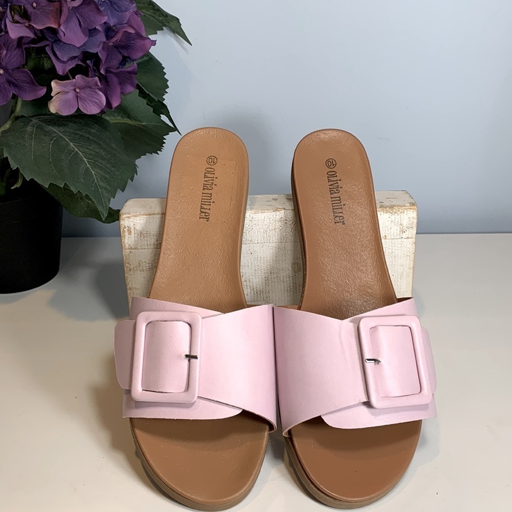 Olivia Miller Carmen Slide Sandals NWB - Picture 3 of 8